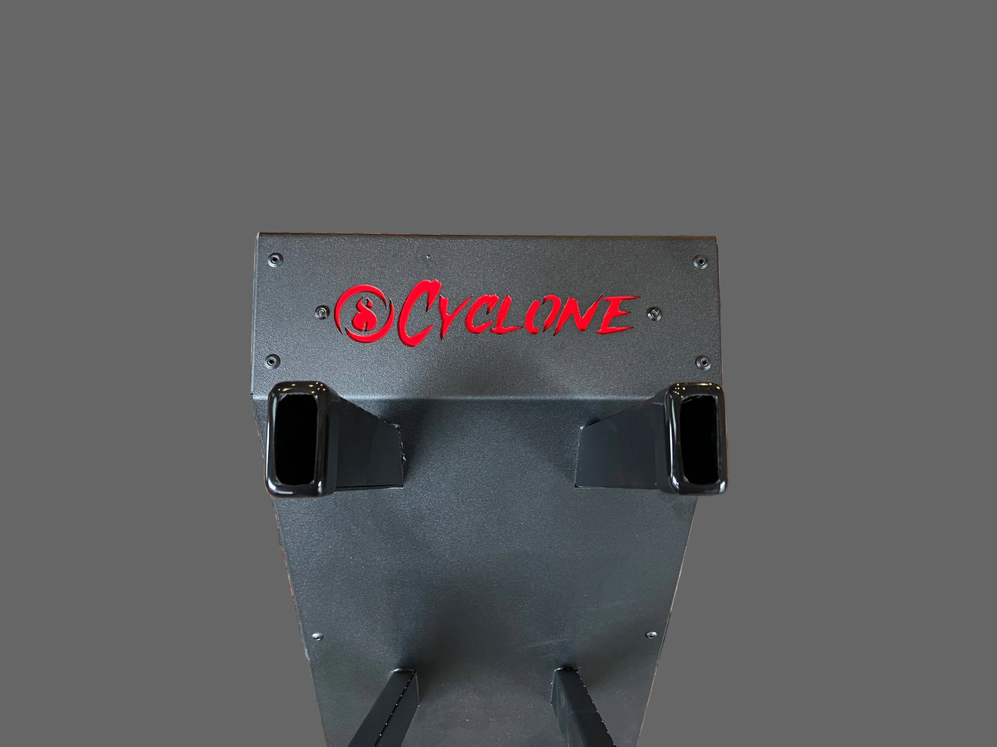 Cyclone 4 Pair